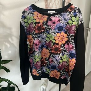 Beautiful light weight long sleeve top
